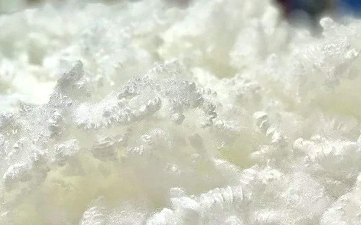 Polyester fibre fill